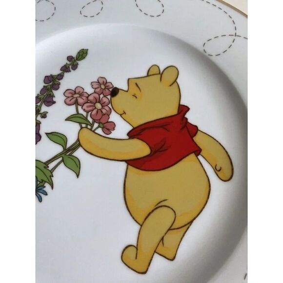 Disney Winnie The Pooh 10.5” Ceramic Dinner Plate Spring Days Flowers NEW - Picture 5 of 9